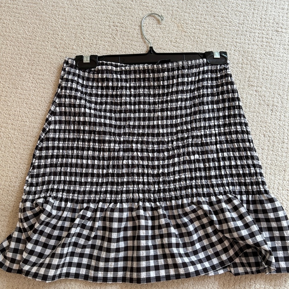 h&m size s smocked gingham skirt
